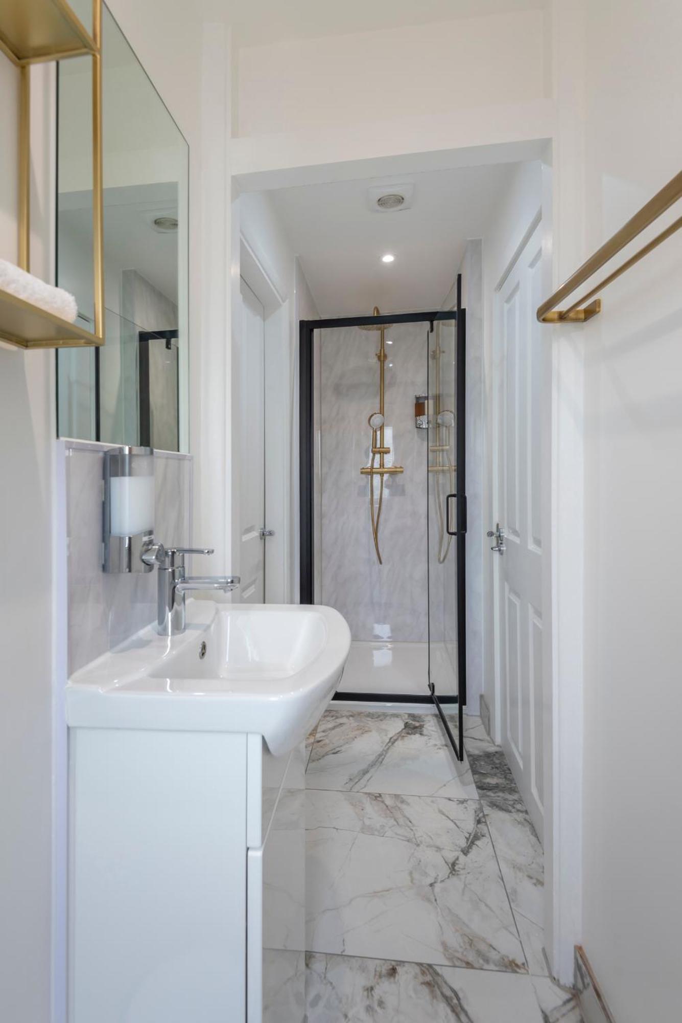 Adorable, Comfy Flat Walk Paddington/elizabeth Stn *